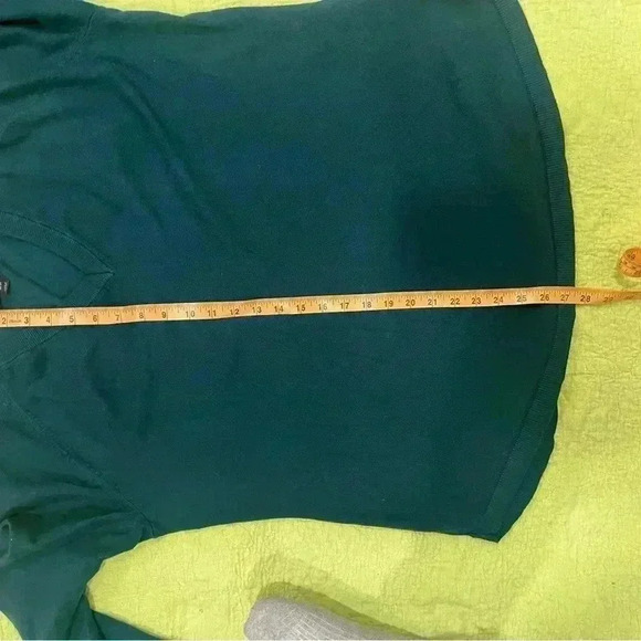 Lane Bryant V-Neck Emerald Green Sweater - Size 18/20 (2X) - Picture 7 of 7